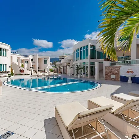 Flamingo Boutique Hotel 4*