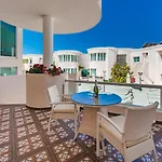 فندق Flamingo Boutique 4*