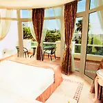 فندق Flamingo Boutique أذيخي