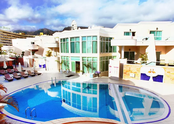 Flamingo Boutique 아데제