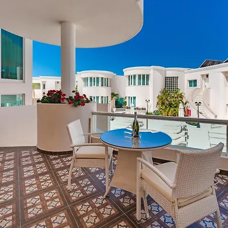 Szálloda Flamingo Boutique 4*