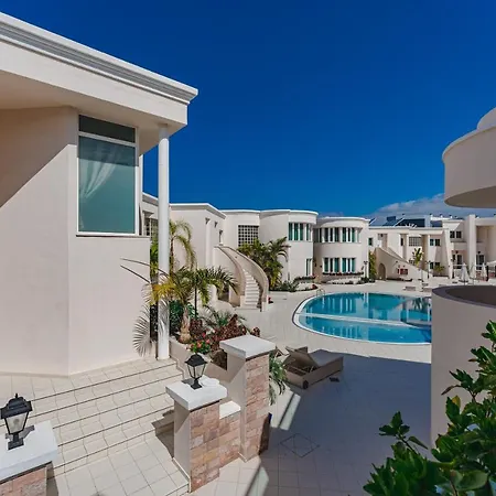 Flamingo Boutique 4*