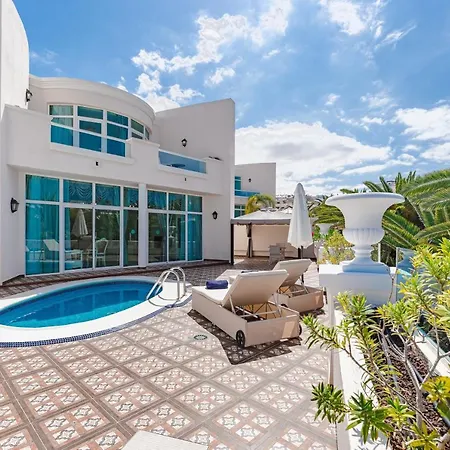 Flamingo Boutique 4*