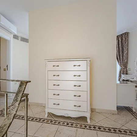 Flamingo Boutique 4* אדחה