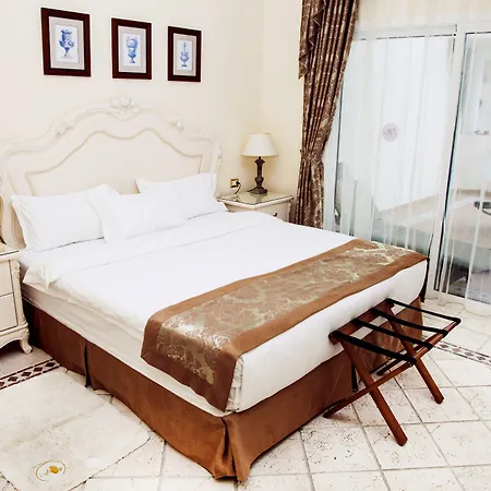 Flamingo Boutique Hotel 4*