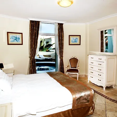 Flamingo Boutique Hotel