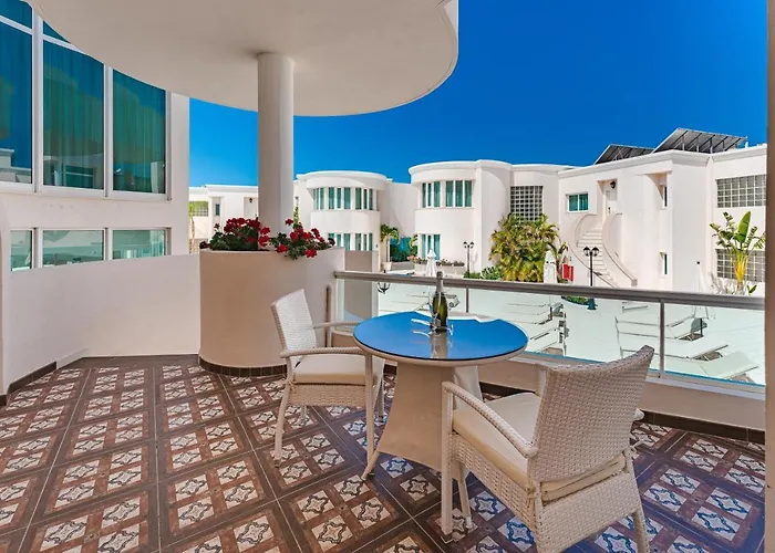 Hotel Flamingo Boutique 4*