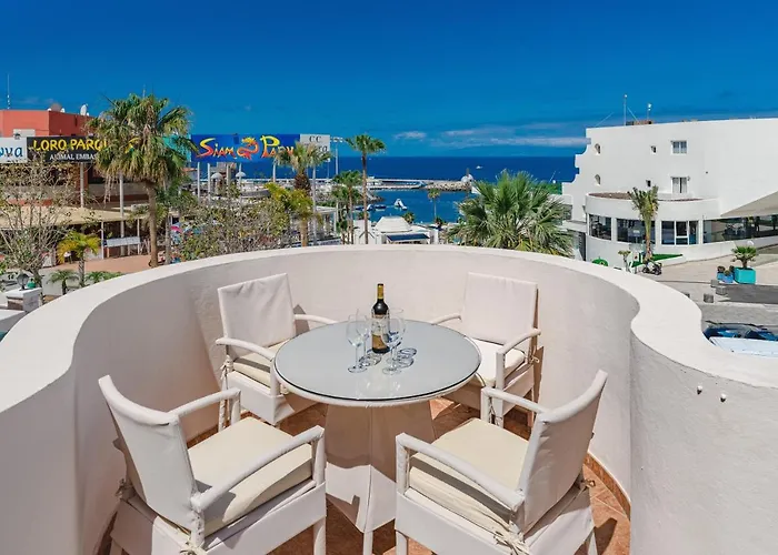 Отель Flamingo Boutique 4*