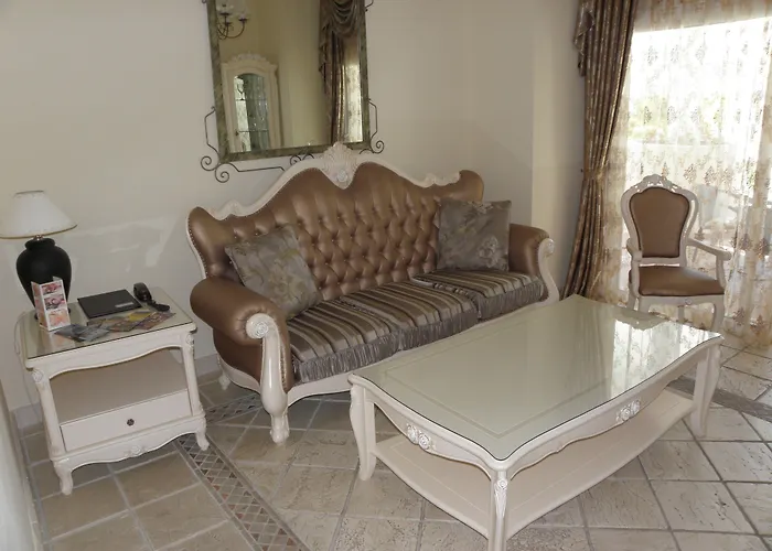 Отель Flamingo Boutique Адехе