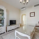Flamingo Boutique 4*