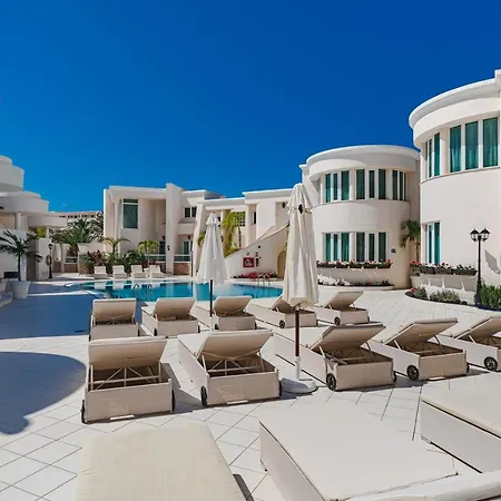 Flamingo Boutique אדחה