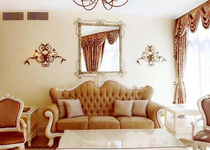 Flamingo Boutique 4* أذيخي